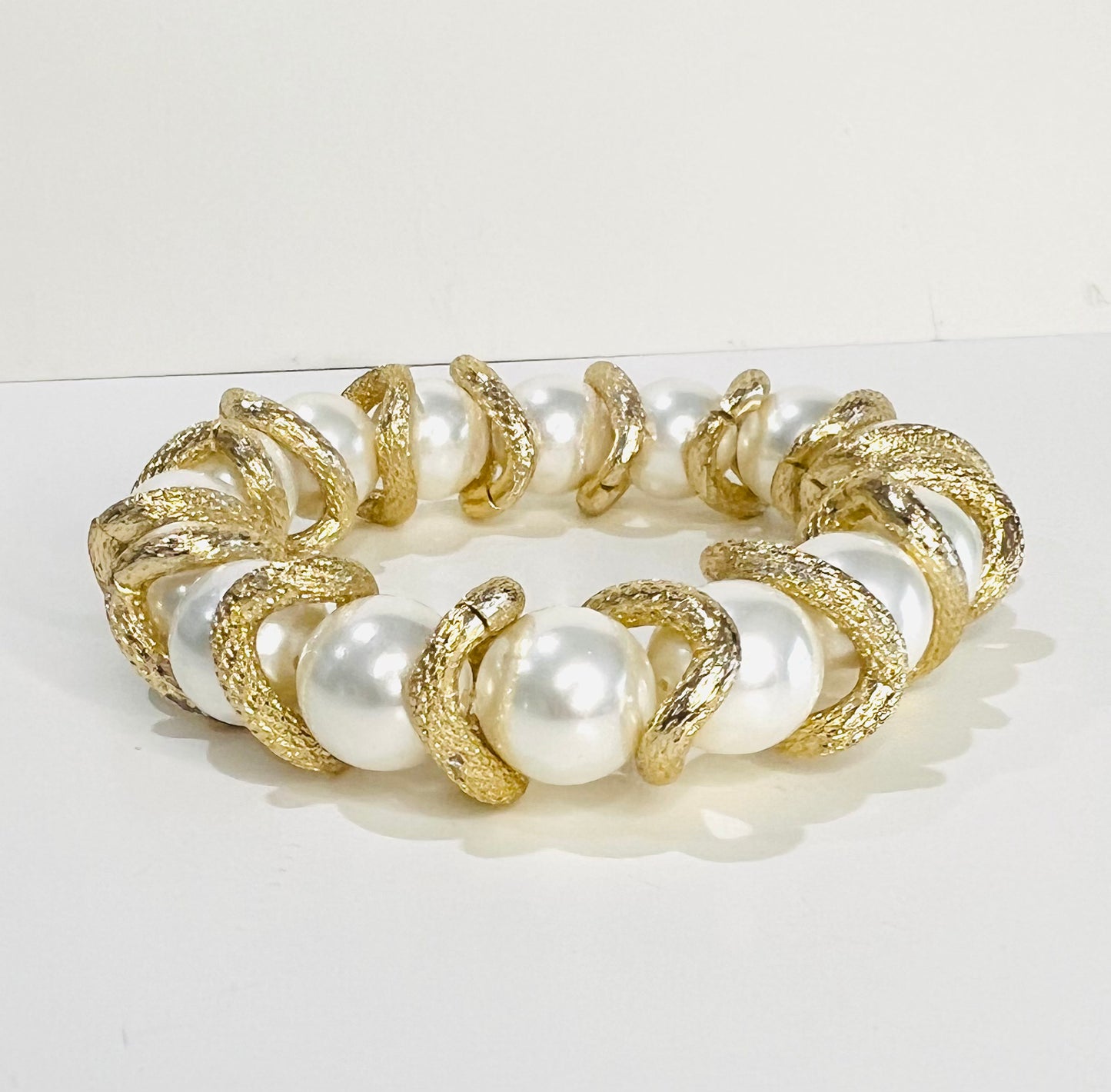 Pearl and Gold Bracelet