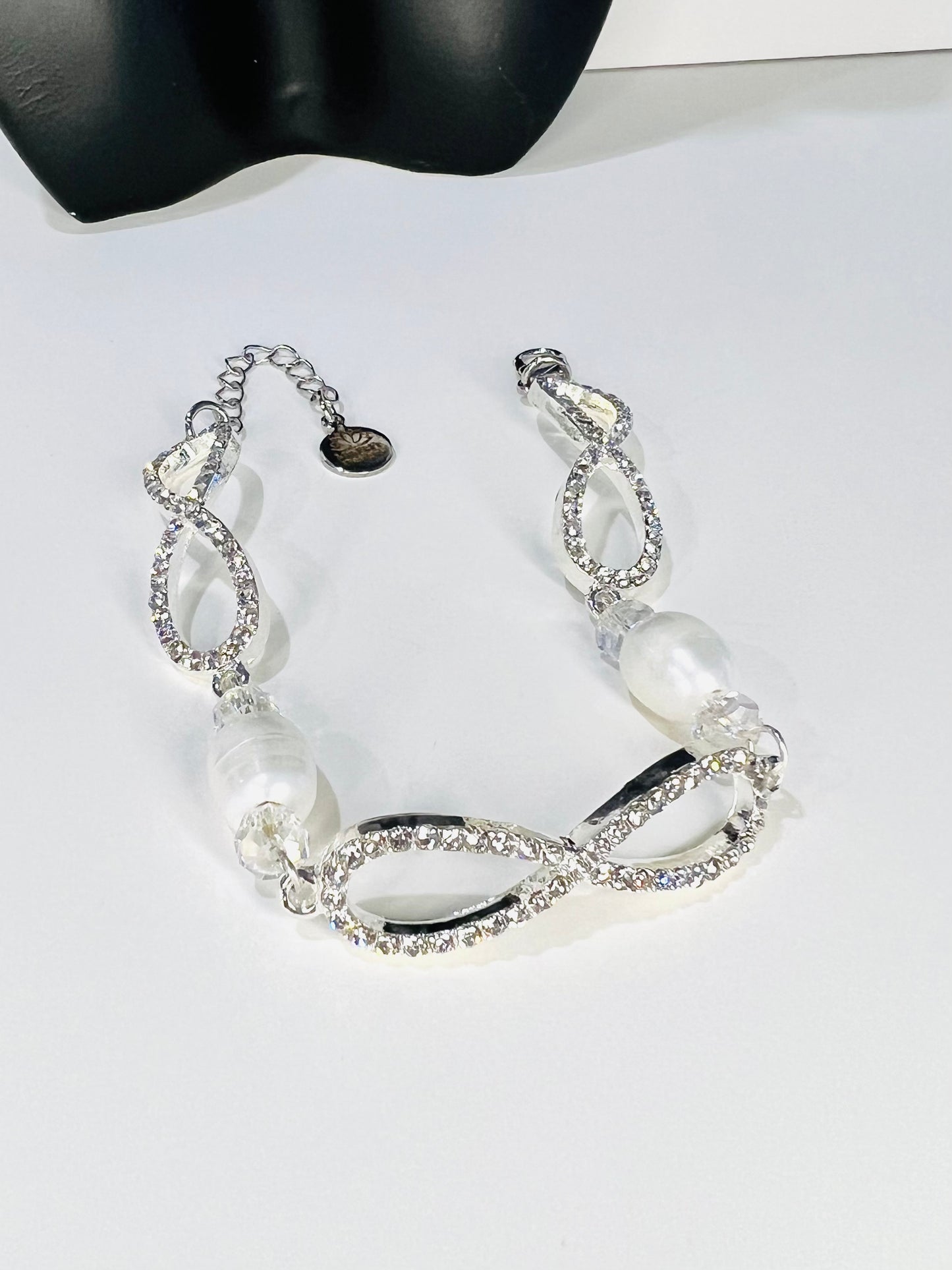 Fresh Water Pearl and Crystal Bracelet