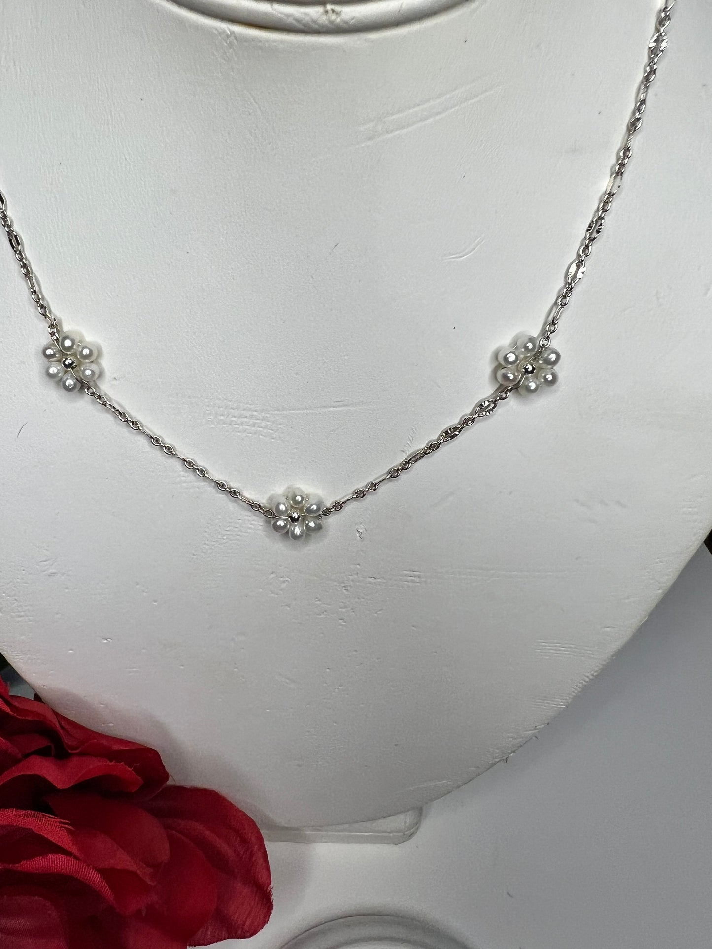 Sterling Silver Daisy Pearl Necklace