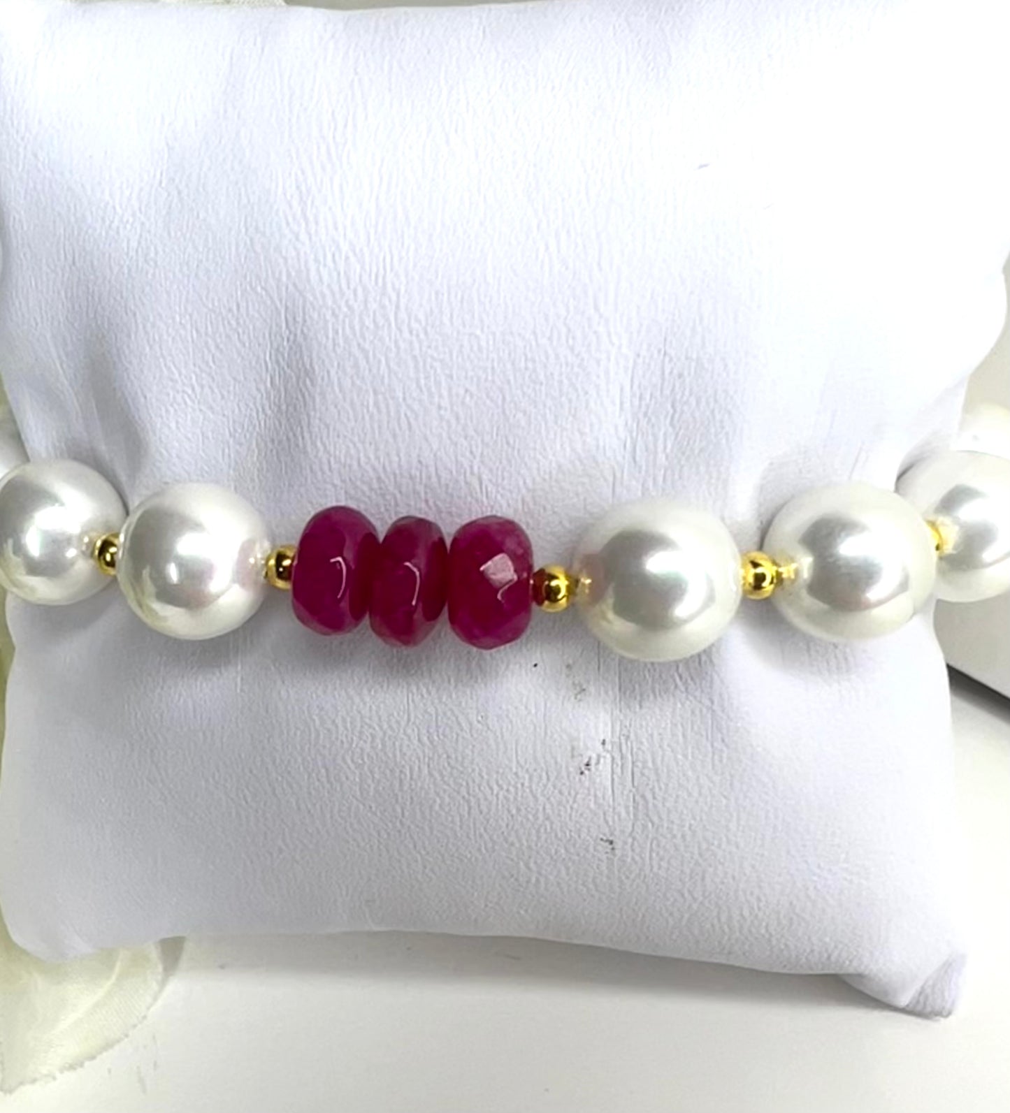 Pearl and Pink Jade Bracelet