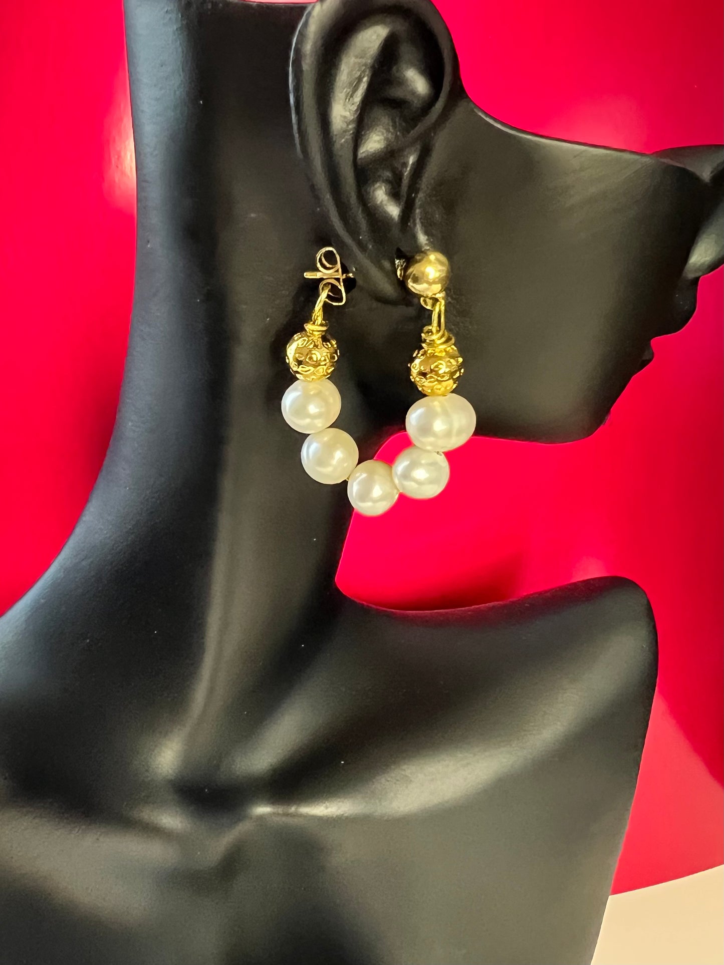 Pearl Hoop Earring Huggies